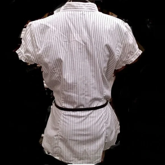 NWT Guess Shirt - Picture 4 of 4